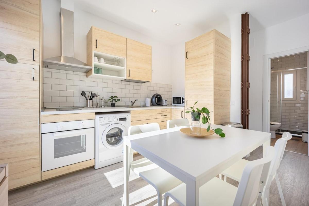 Ferienwohnung Apartamento Con Vistas En Lavapies Madrid Exterior foto